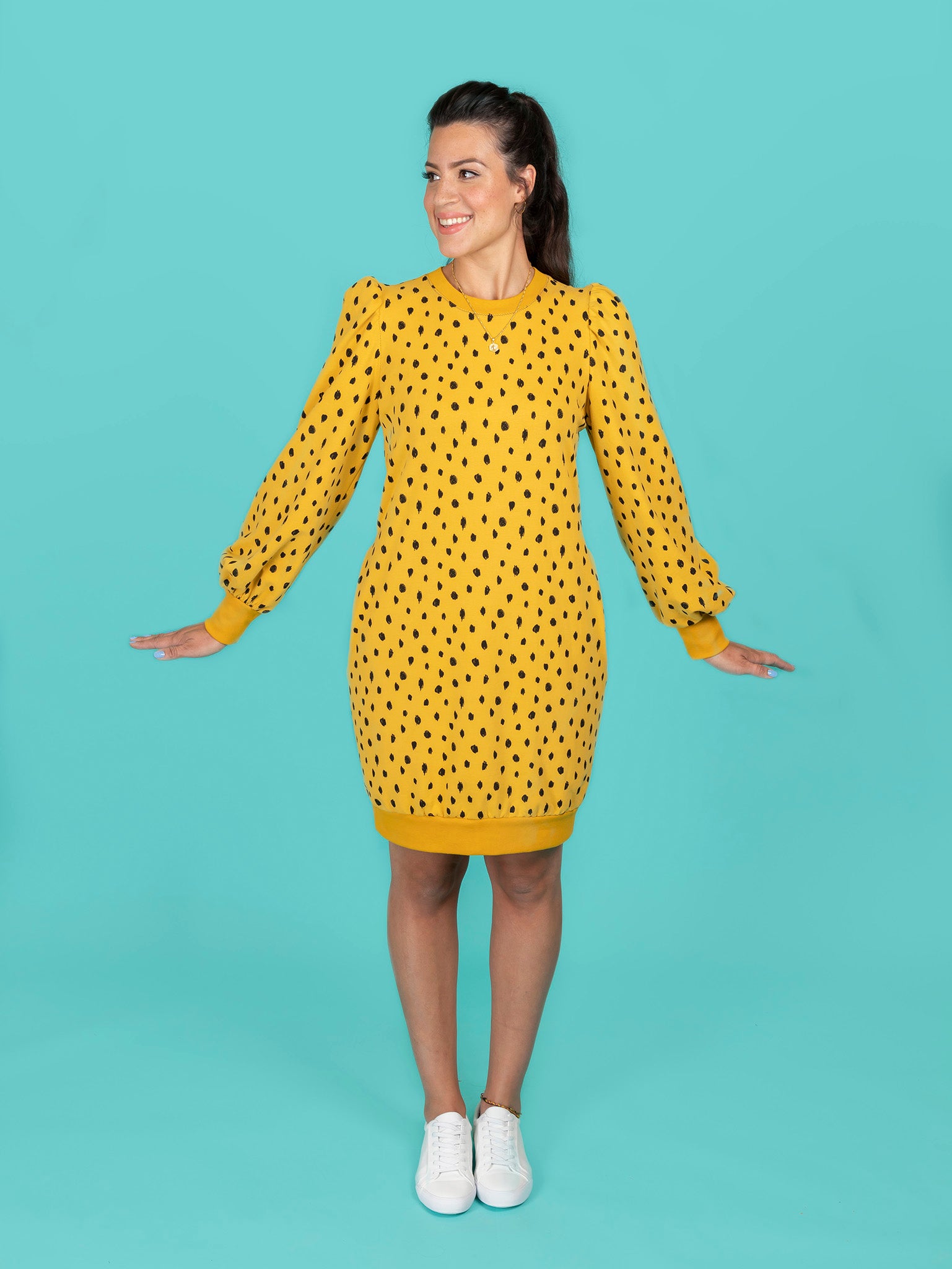 Tilly and the Buttons - Billie Sweatshirt and Dress Sewing Pattern