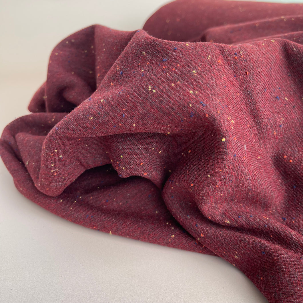 Cosy Colours in Bordeaux with multi Flecks Sweat-Shirting