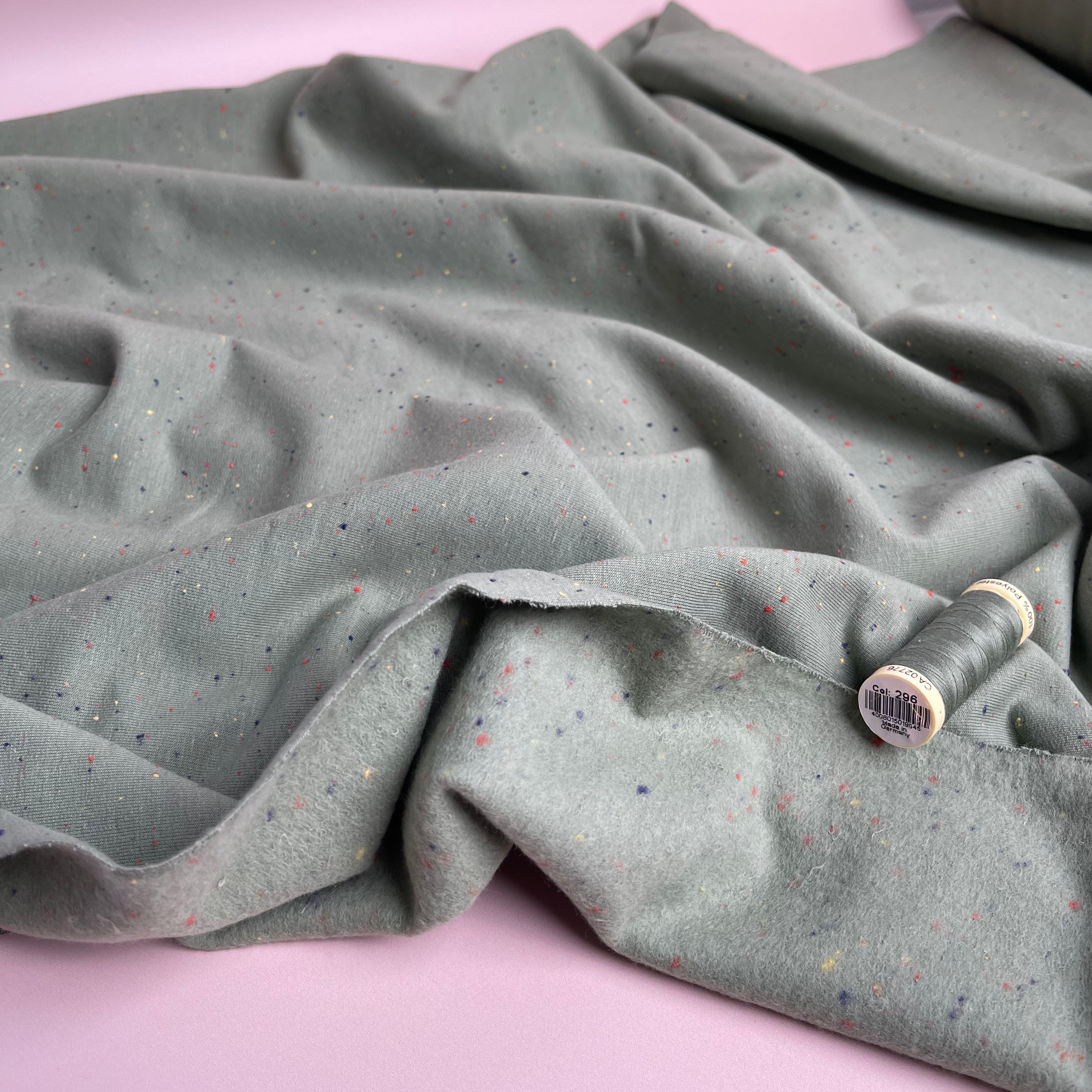 REMNANT 1.50 Metres - Cosy Colours in Light Green with multi Flecks Sweat-Shirting