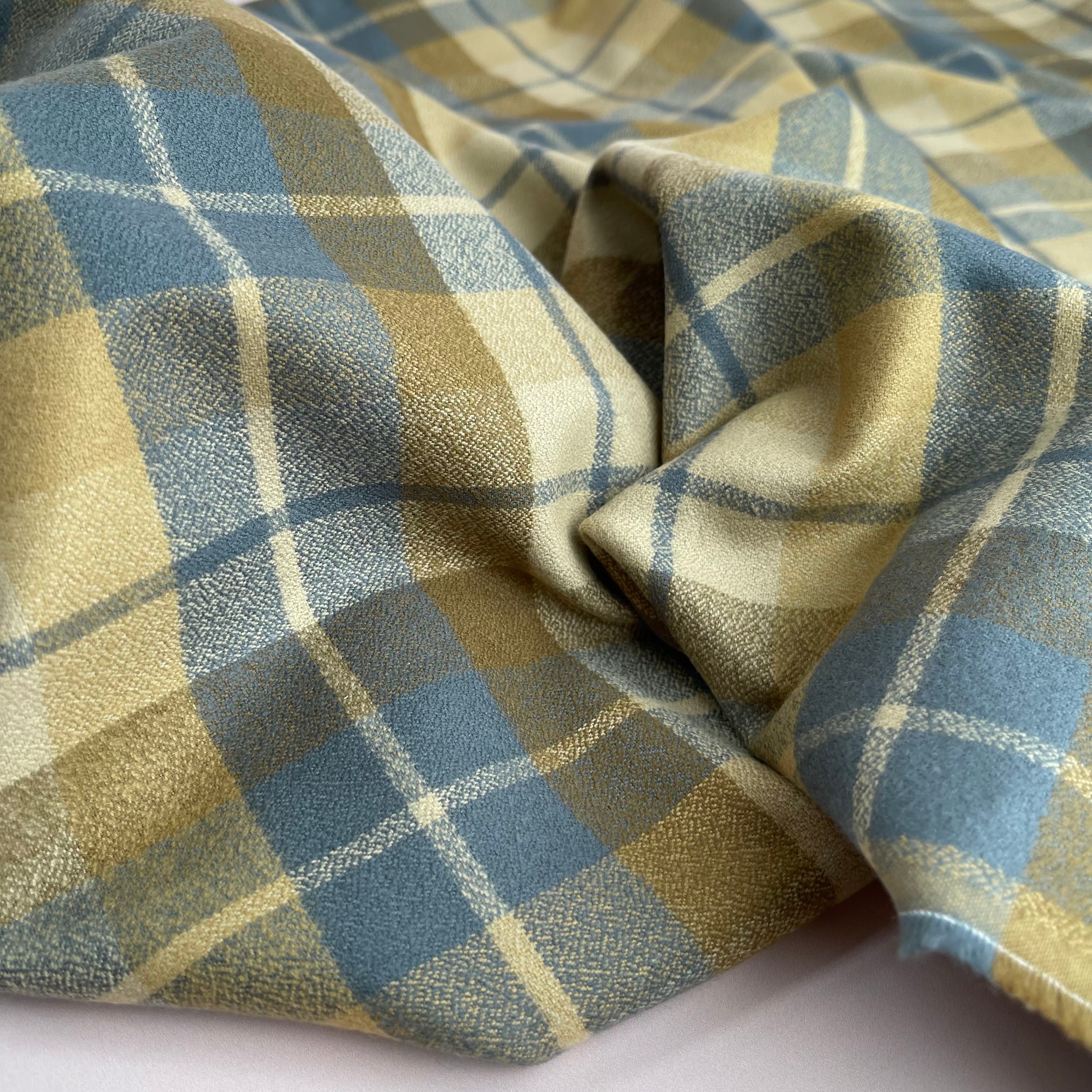 REMNANT 1.84 Metres - Honey Mammoth Cotton Flannel