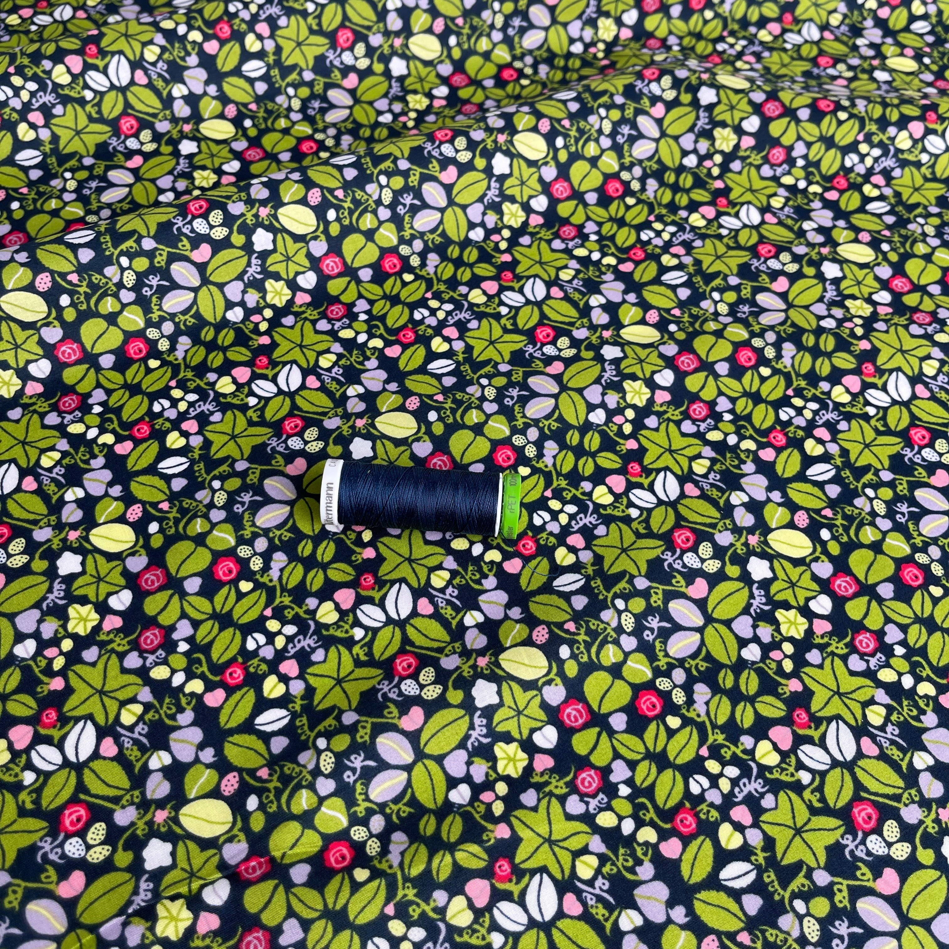 Ditsy Green Cotton Lawn Fabric