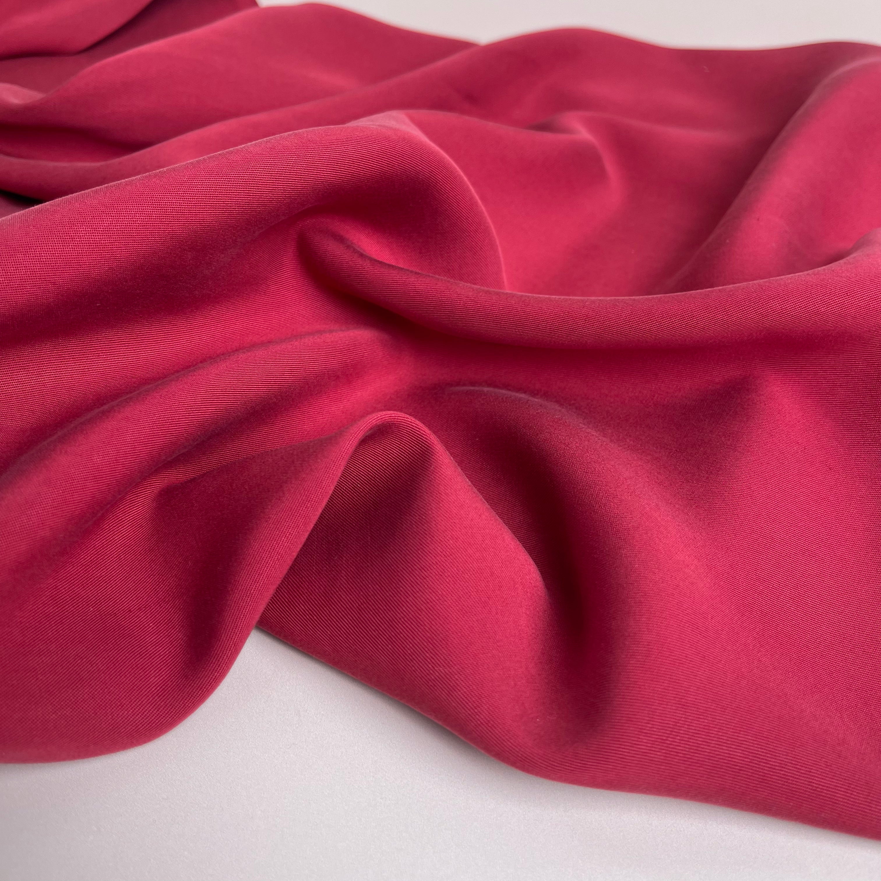 REMNANT 1.36 metre - Lush Sandwashed Lyocell Twill in Red