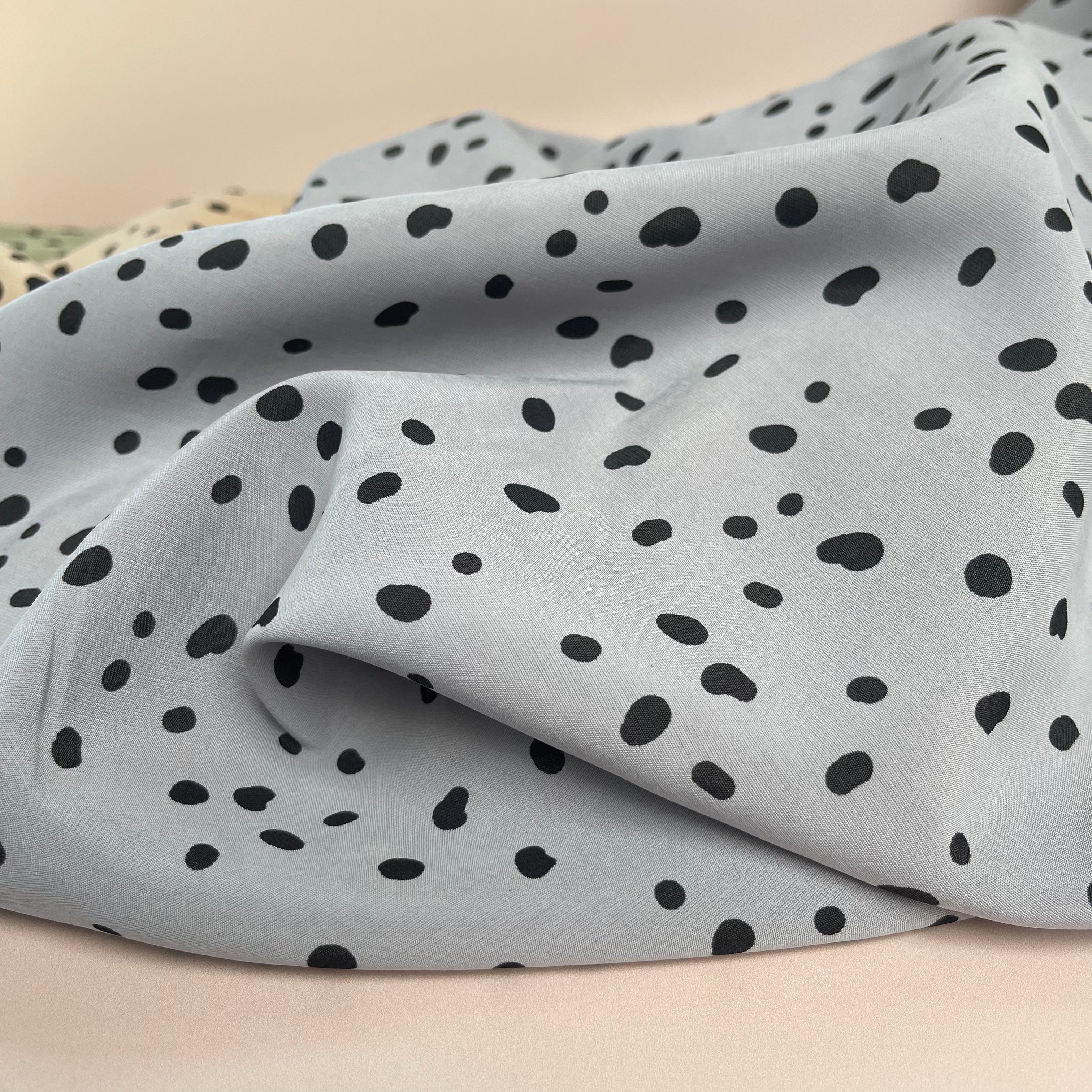 REMNANT 1.83 Metres - Irregular Dots Soft Grey Sandwashed Viscose Fabric