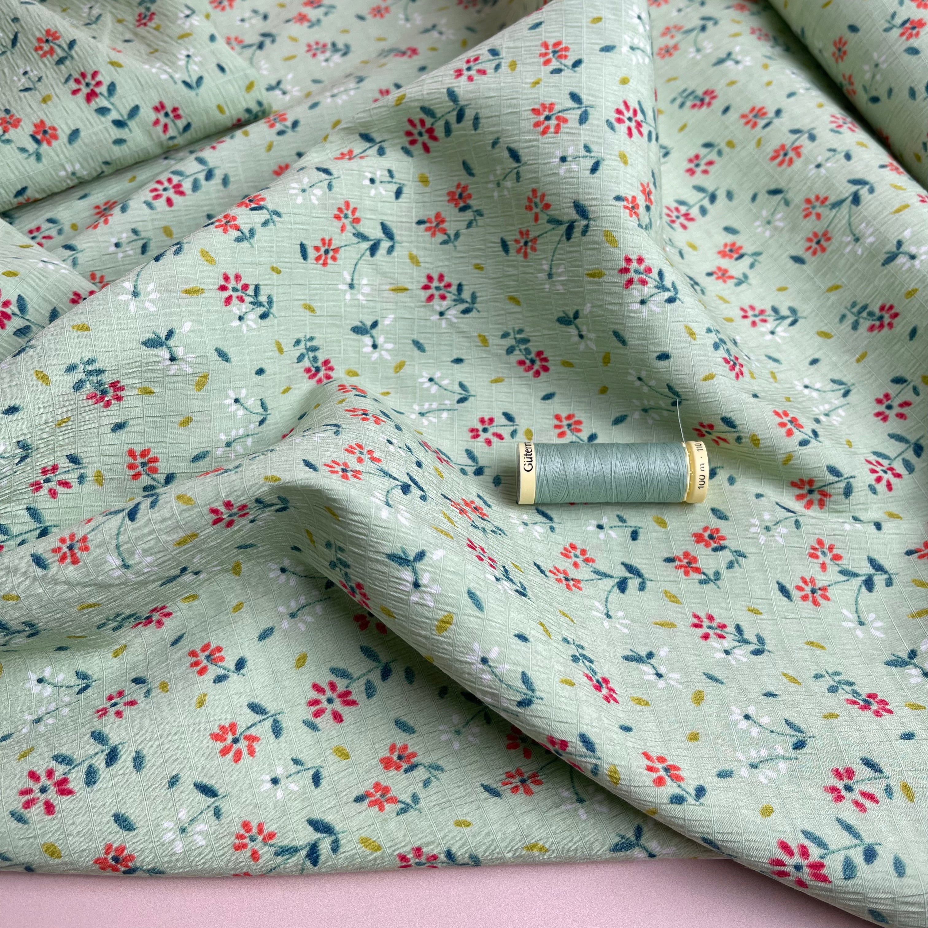 REMNANT 0.97 Metre - Ditsy Petals on Spring Green Viscose Seersucker Fabric