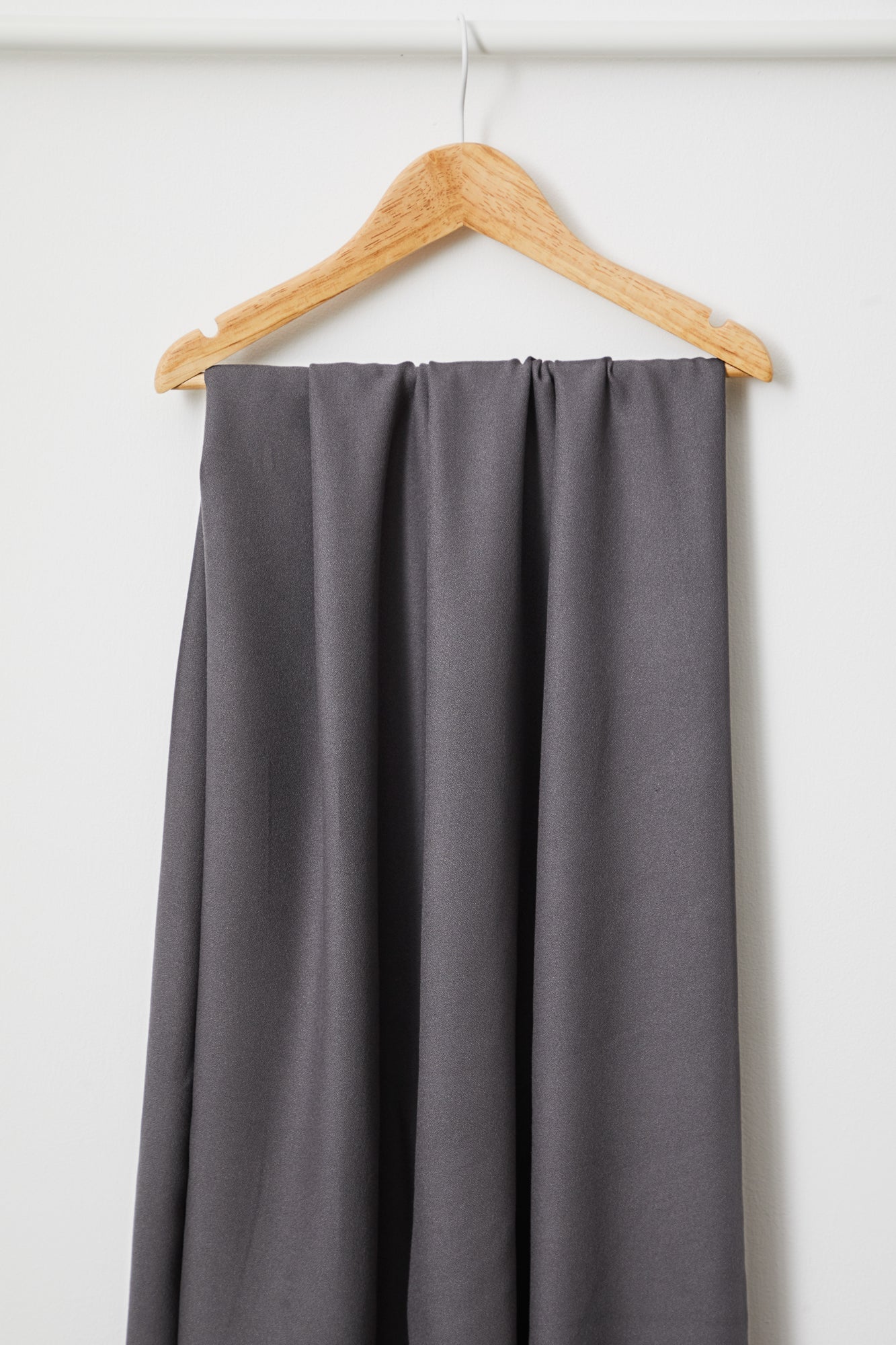 Mind The MAKER - Solid Calm Grey ECOVERO™ Vera Crepe Fabric