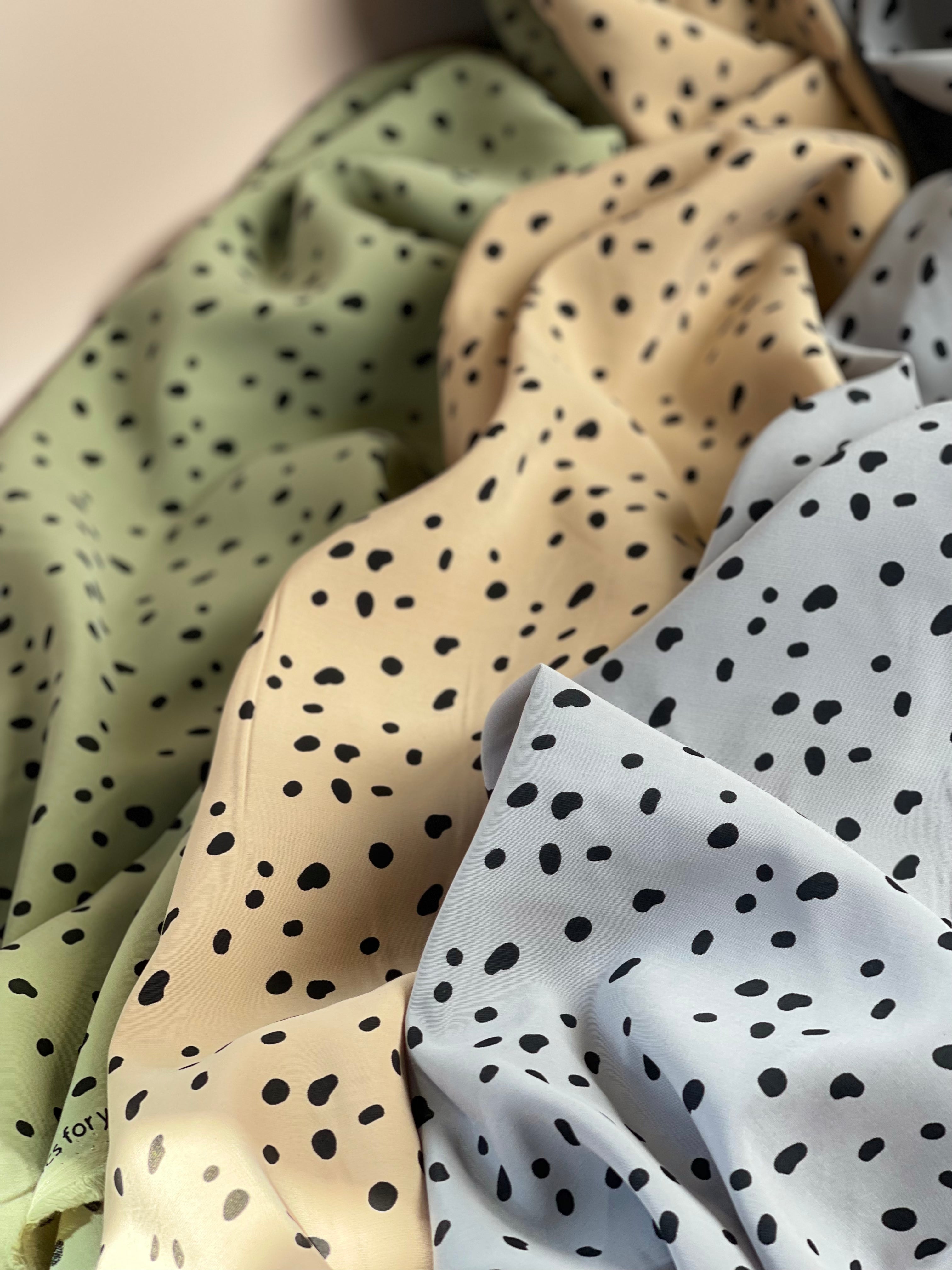 REMNANT 1.83 Metres - Irregular Dots Soft Grey Sandwashed Viscose Fabric