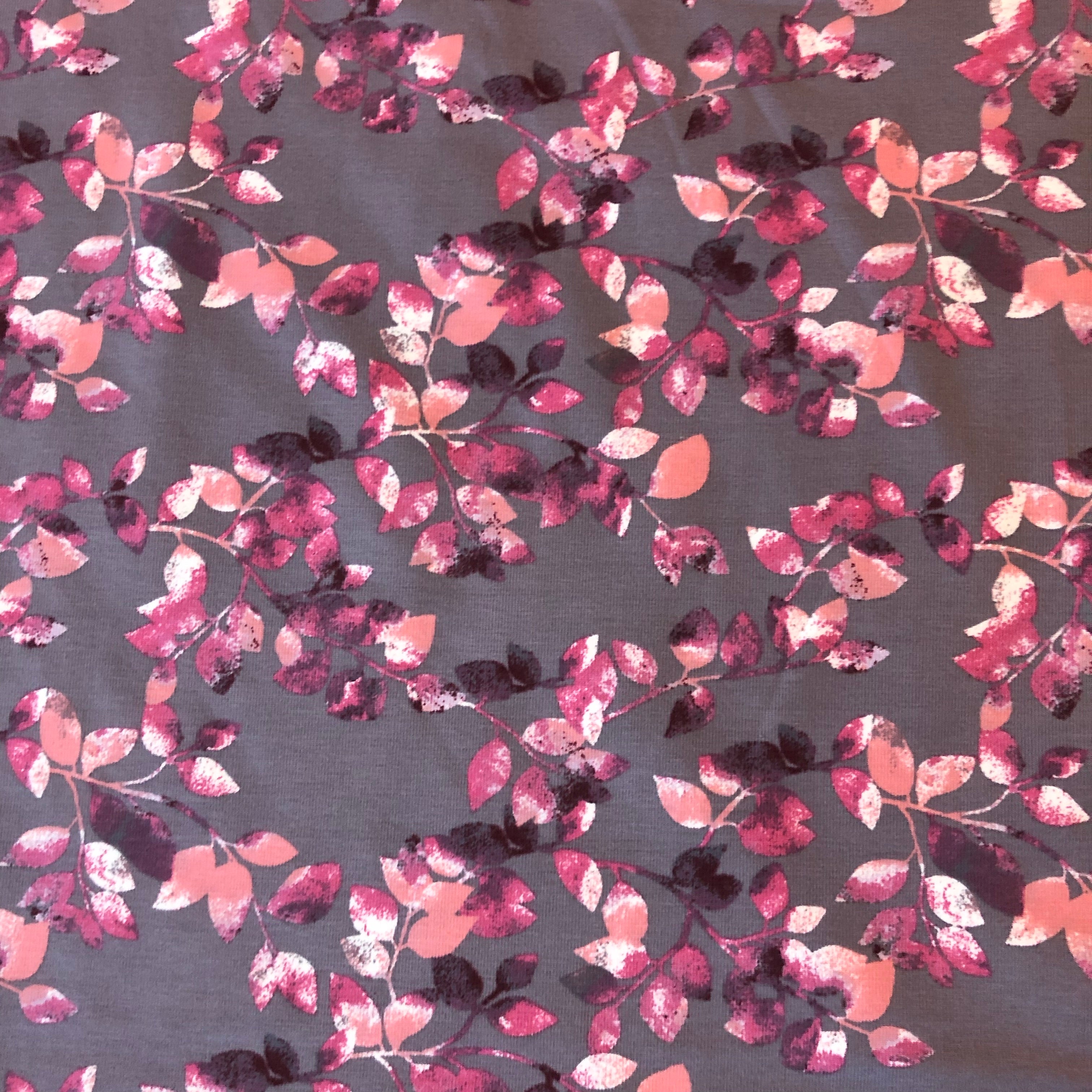 REMNANT 0.50 metre -  Romance in the air Mauve - Cotton Jersey