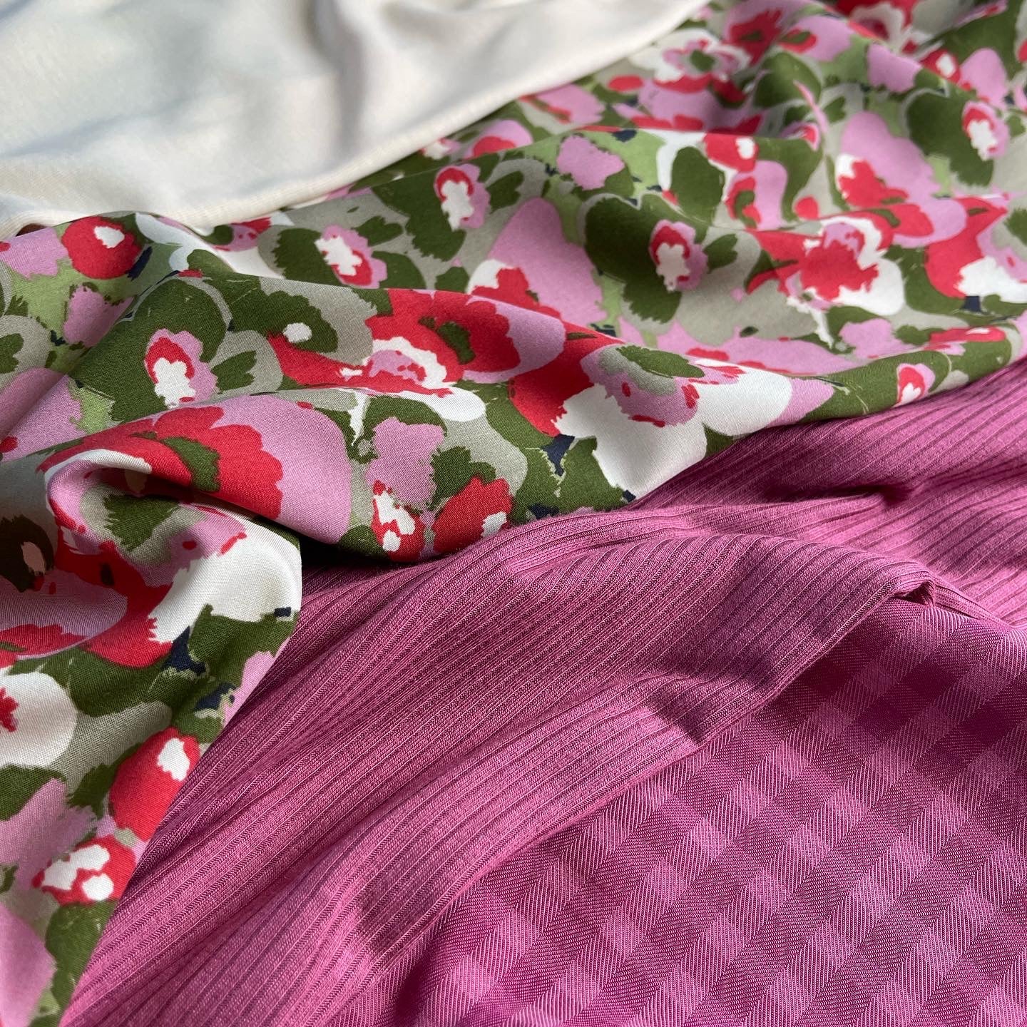 REMNANT 2.64 Metres - Abstract Petals in Pink and Green Viscose Poplin Fabric