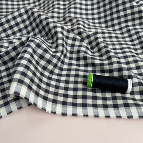 REMNANT 0.54 Metres (plus free 5cm with faults) Sevenberry - Crawford Cotton Gingham Indigo Night