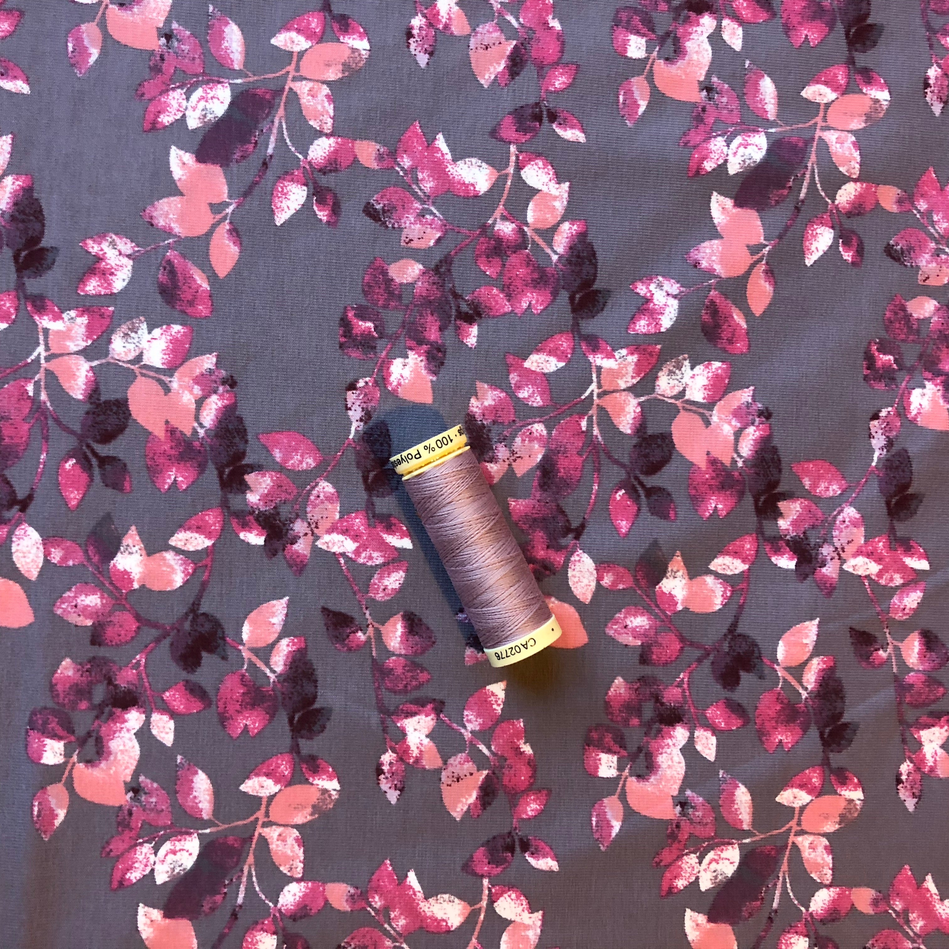 REMNANT 0.50 metre -  Romance in the air Mauve - Cotton Jersey