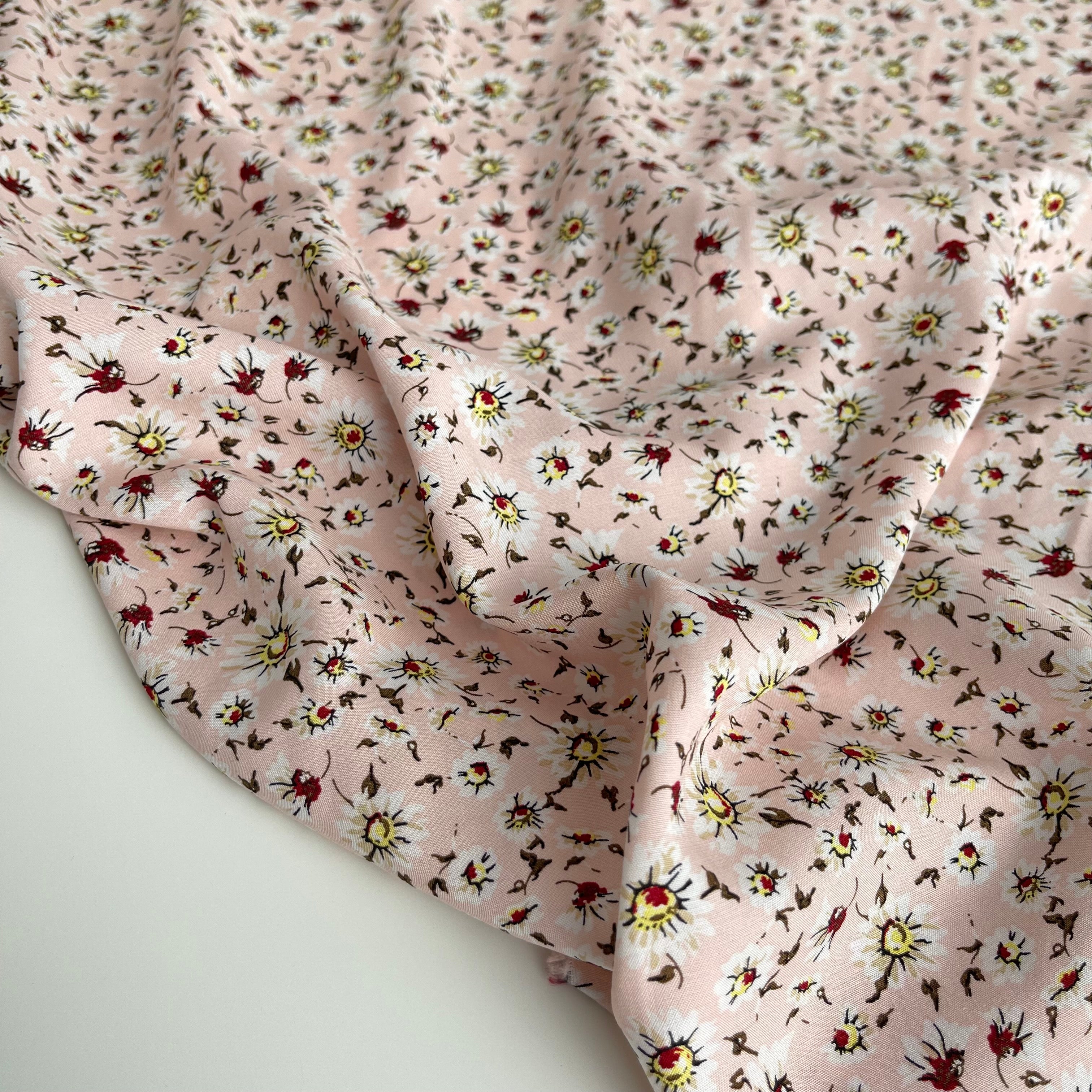 Daisies Blush Viscose / Rayon Fabric